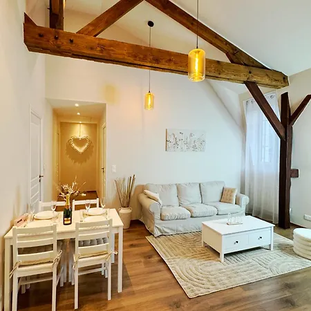 Nest In Heart Of Lägenhet *