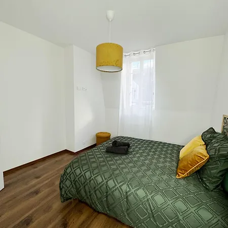 Nest In Heart Of Lägenhet