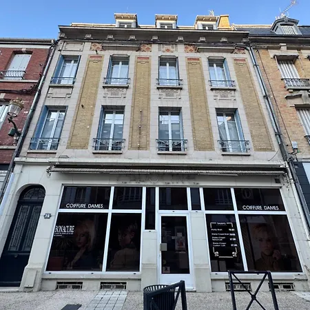 Nest In Heart Of Lägenhet